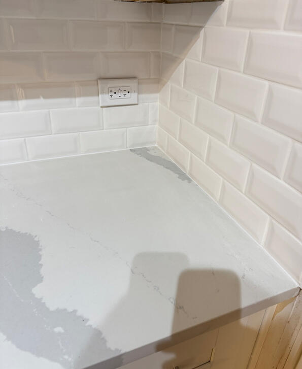 White subway tile kitchen backsplash White subway tile kitchen backsplash